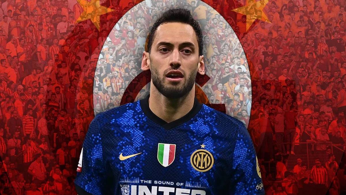 Ve Fabrizio Romano duyurdu! Hakan Çalhanoğlu Galatasaray'a hayırlı uğurlu olsun: Uçağa binip gelecek