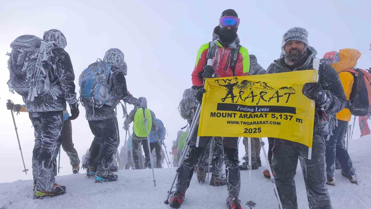 Ağrı Dağı’nda temmuz soğuğu: Zirvede sıcaklık eksi 35 derece
