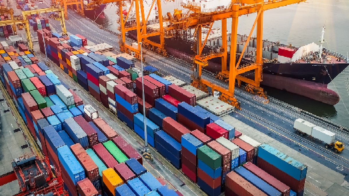 Dış ticaret açığı yüzde 33,4 arttı