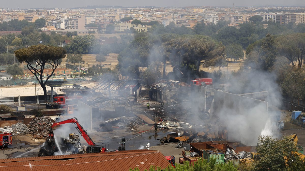 Roma’da akaryakıt istasyonunda patlama: 20'den fazla yaralı