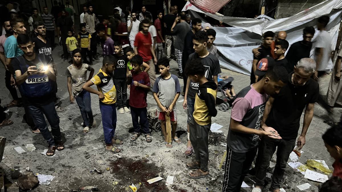 UNRWA: Gazze'de insanlar açlıktan bayılıyor