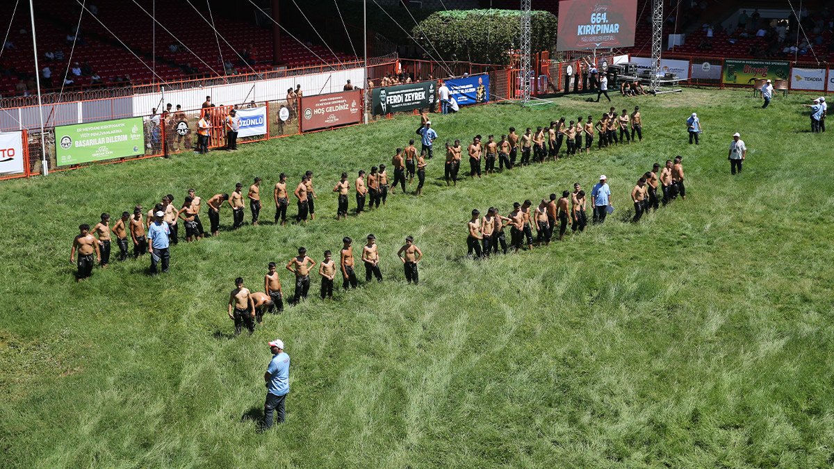 Tarihi Kırkpınar Yağlı Güreşlerinin 644'üncüsü başladı