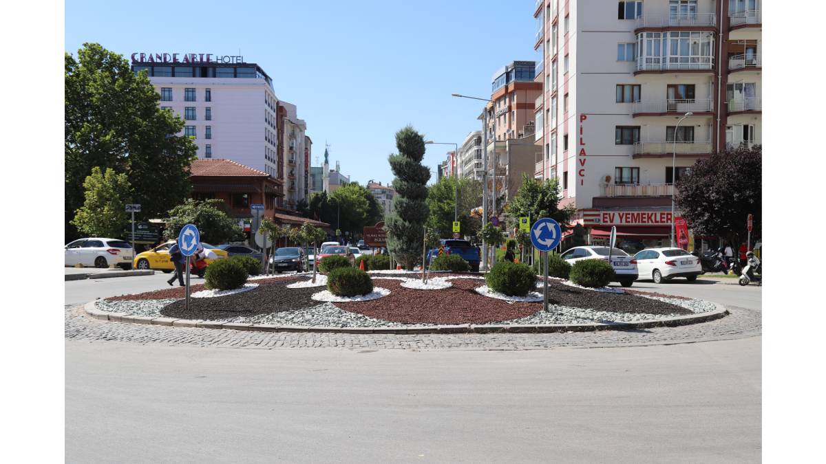 Eskişehir’de kuru peyzajla su tasarrufu artıyor