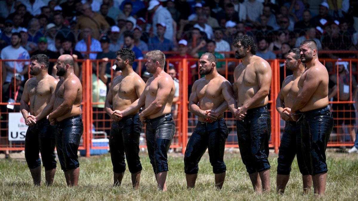 664. Tarihi Kırkpınar Yağlı Güreşleri’nde başpehlivanlık dev mücadele: Kırkpınar’da yarı finalistler belli oldu