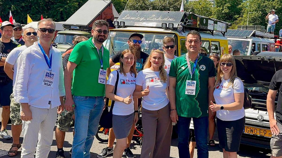 850 araçlık dev konvoy Polonya'dan Giresun'a yola çıktı