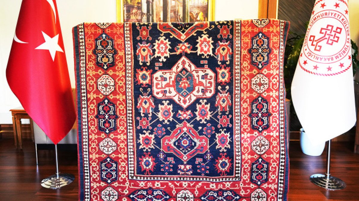 İtalya’ya satılan beş asırlık Osmanlı halımız eve döndü