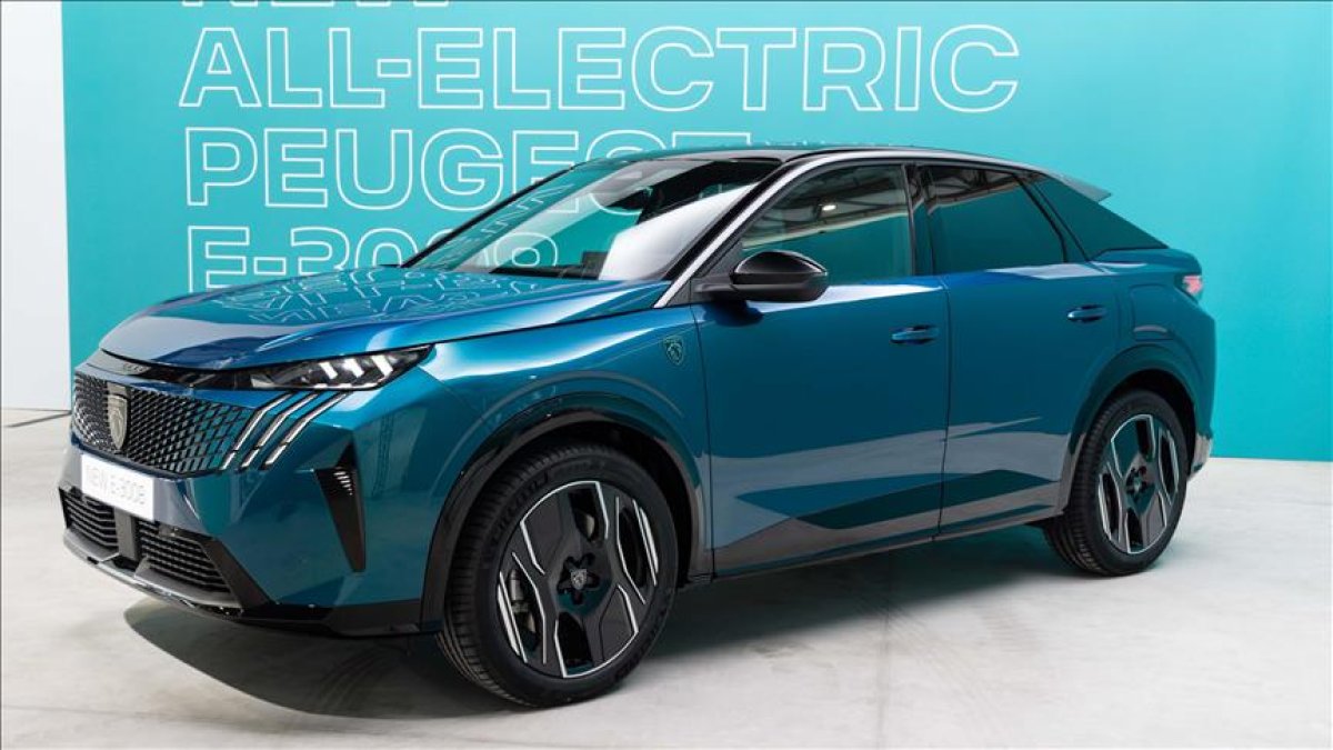 Yeni Peugeot 3008 Plug-in Hybrid o tarihte Türkiye'de: Lansman fiyatı açıklandı!