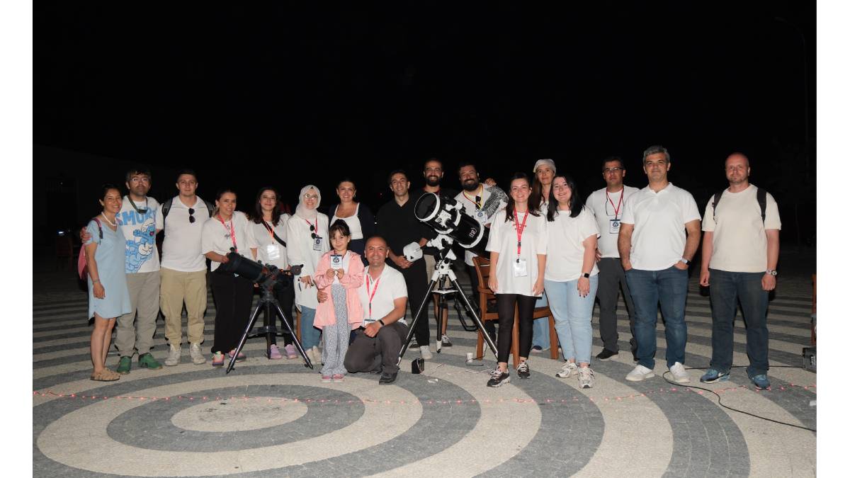 Mahmudiye’de gökyüzü şöleni