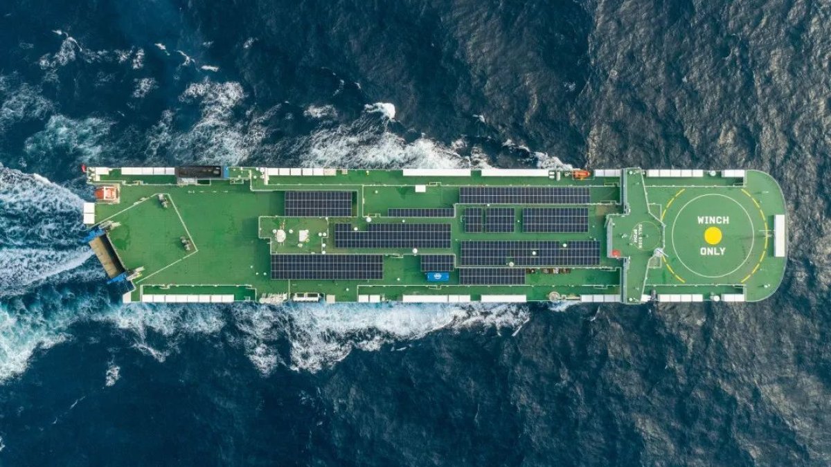 Neredeyse tüm gücünü güneş enerjisinden alıyor! Çin'in en büyük PV destekli gemisinin ilk yolculuğu tamamlandı