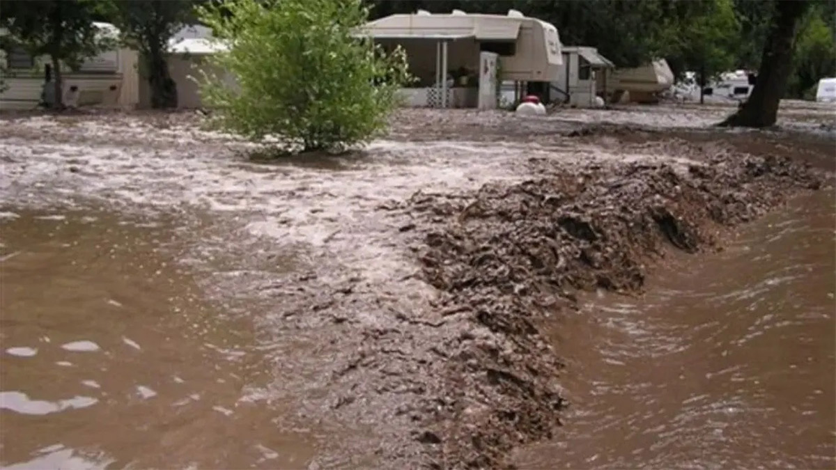ABD'nin New Mexico eyaletinde sel felaketi: 3 kişi kayboldu