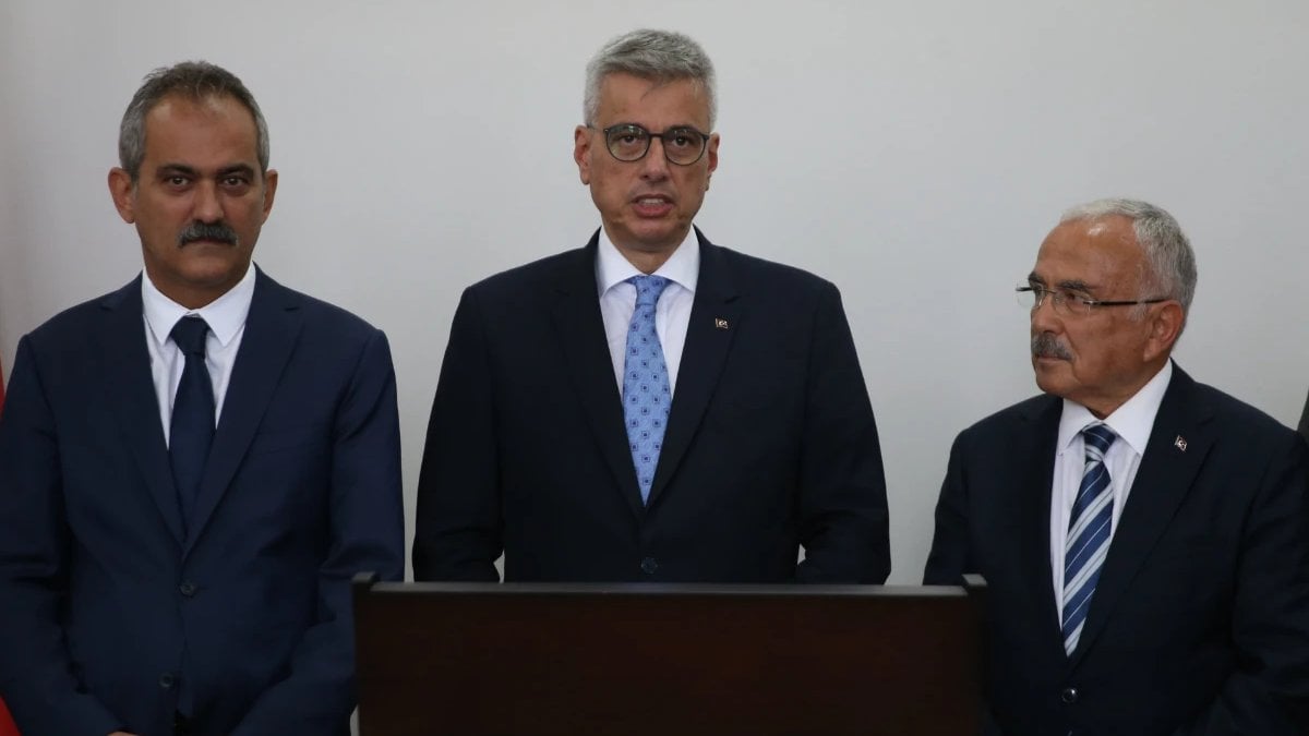 Bakan Memişoğlu duyurdu: 18 bin sağlık personeli atanacak