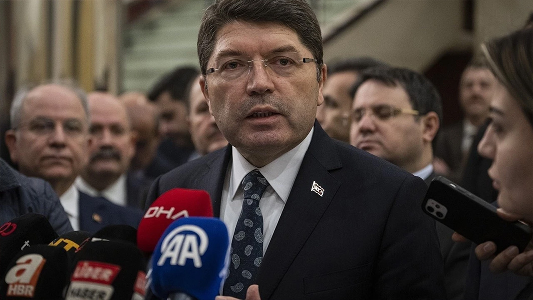 Bakan Tunç TRT formülü için yeşil ışık yaktı: Görüş birliği sağlanırsa takdir TBMM’nin