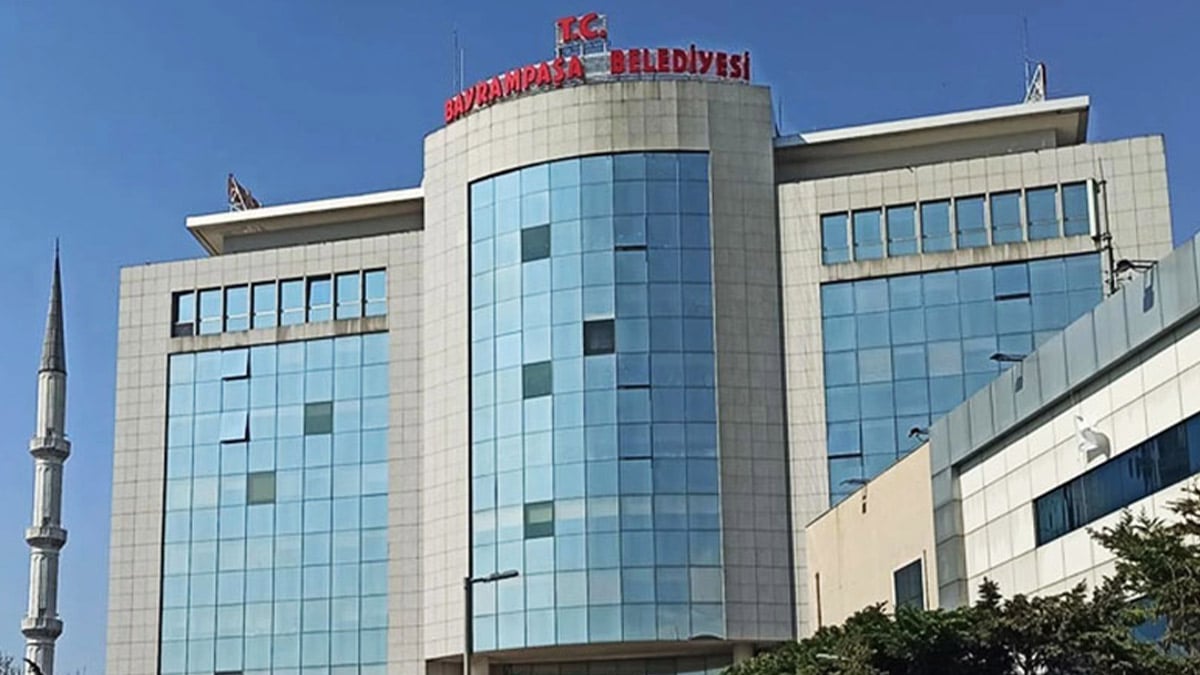 Bayrampaşa'da CHP'li 2 belediye meclis üyesi istifa etti