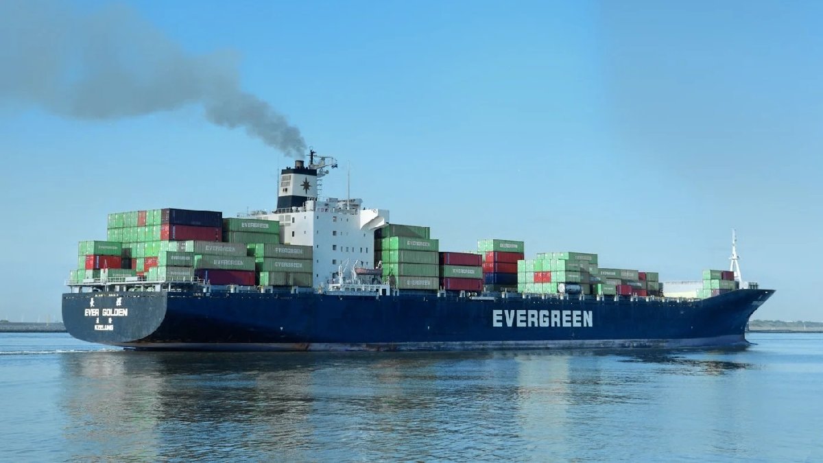 Yunanistan'da liman işçileri, İsrail'e silah taşıyacak gemiyi durdurmak için eylem yapacak