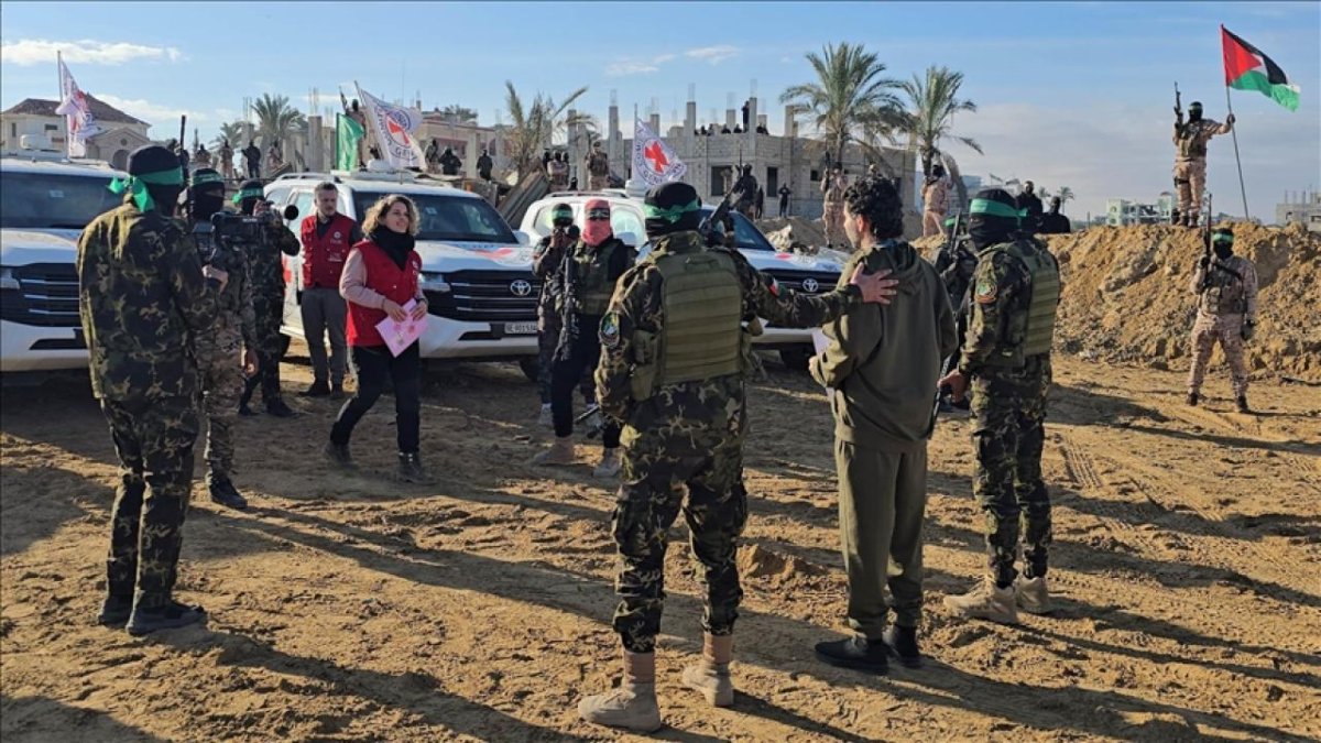 Hamas: İsrailli esirleri bırakmaya hazırız, ama Tel Aviv uzlaşmıyor