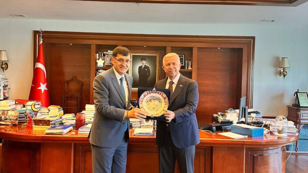 Belediye Başkanı Eyüp Kahveci, ABB Başkanı Mansur Yavaş’ı ziyaret etti