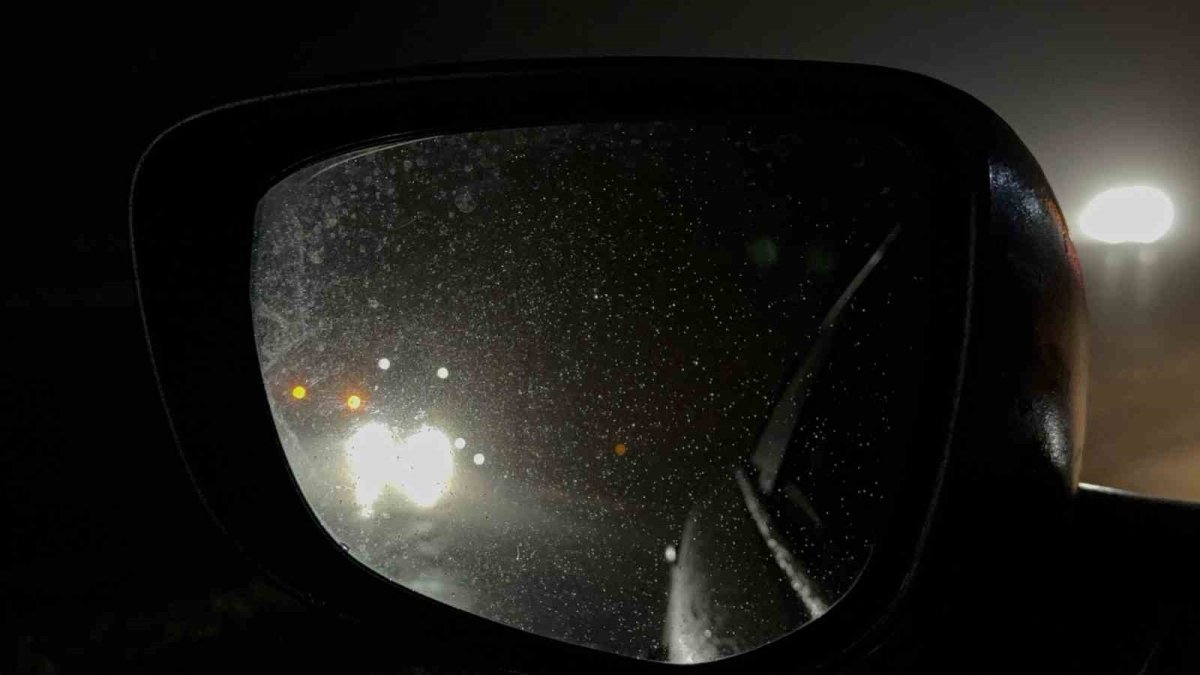 Düzce’de hava tersine döndü: Bolu Dağı’nda sis ve sağanak etkili, görüş mesafesi 10 metreye kadar düştü