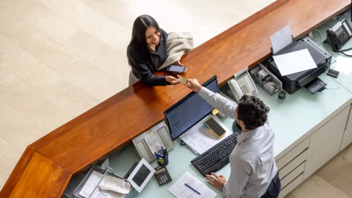 Turizm için yeni mesai düzenlemesi: Haftalık izin 11’inci güne çekildi
