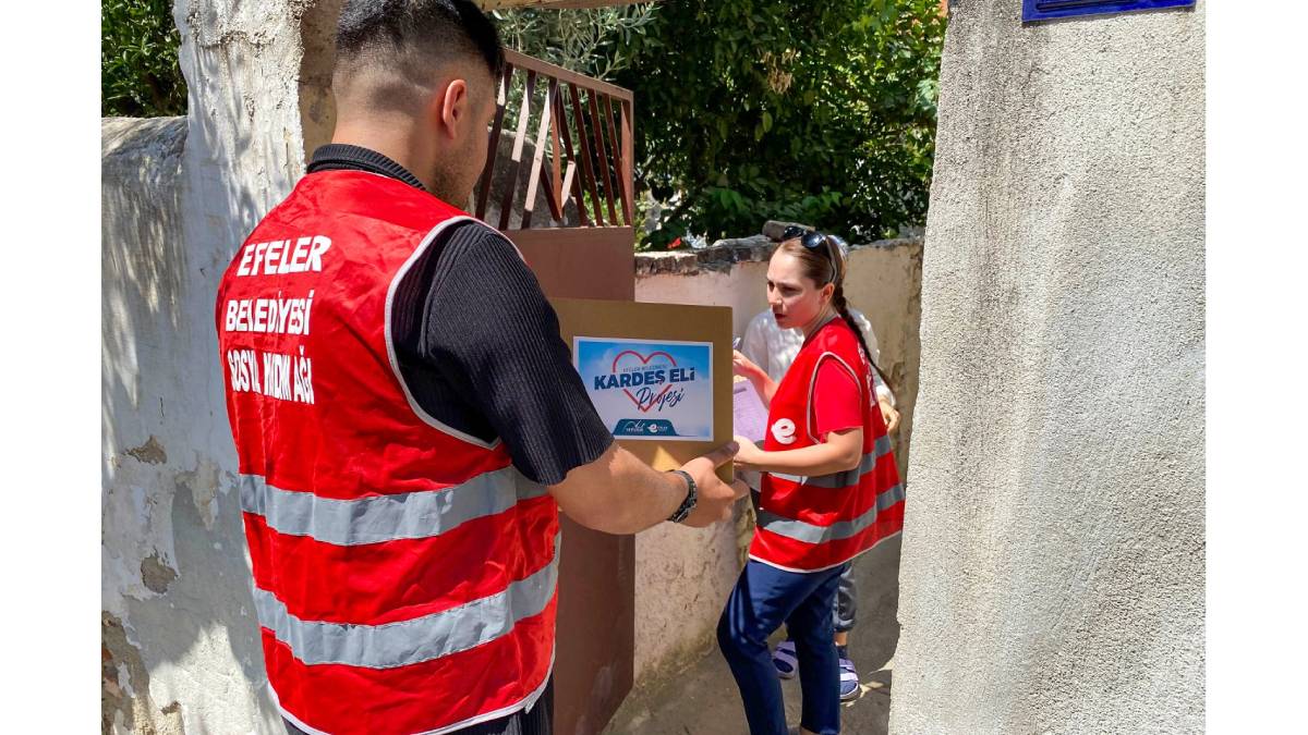 O ilçemizde sosyal yardım ağı büyüyor: Binlerce ailenin temel ihtiyacı EFESYA aracılığıyla karşılanıyor