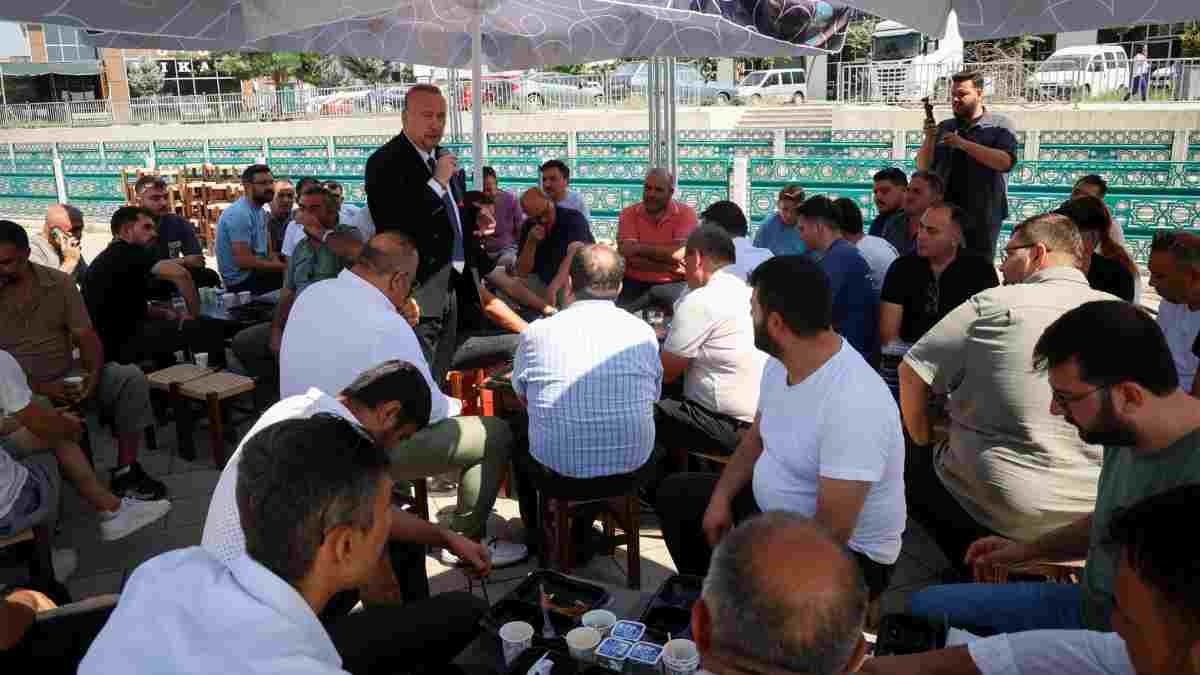 Başkan Yalım Esnafla Buluştu: “Uşak için daha yapacak çok işimiz var”