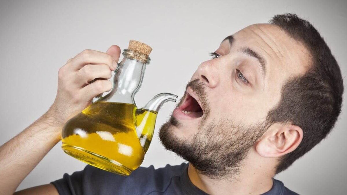 Sabah aç karnına zeytinyağı içmenin 5 faydası: Karaciğerden cilde etkisi
