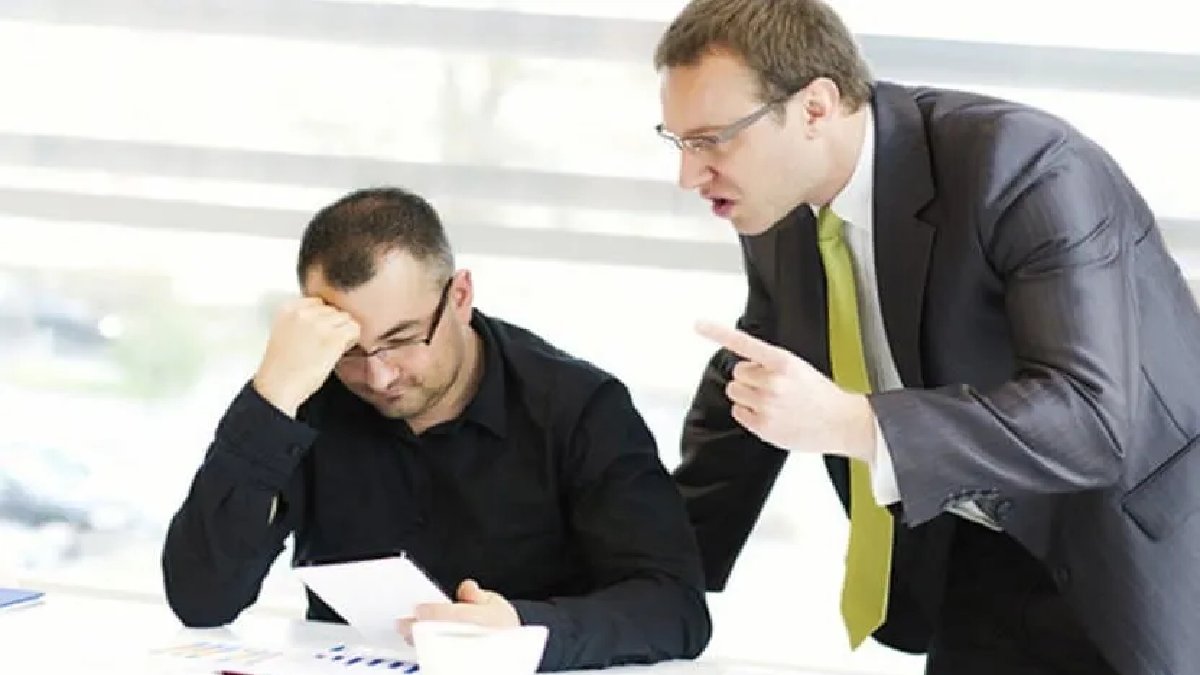 Yöneticilerin ağzından asla duyamazsınız! Patronlar bu 3 cümleden kaçıyor