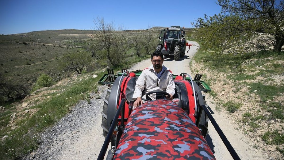 Dedesinden el aldı Türkiye’nin en genci oldu! 19 yaşında başladığı kısa zamanda patron oldu, şimdi daha çok kazanıyor