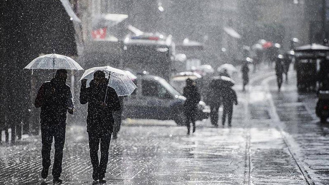 Meteoroloji il il sıraladı: Gök gürültülü sağanak ve kuvvetli rüzgar uyarısı