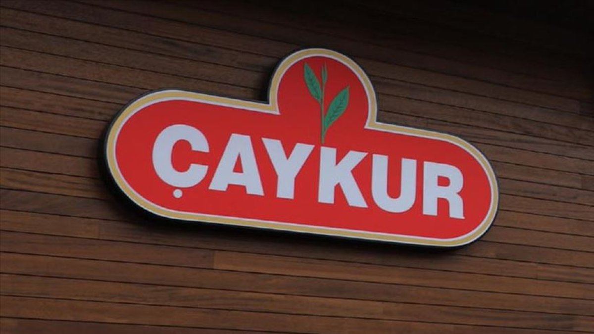 ÇAYKUR’dan üreticiye çağrı! “Ne kadar çay varsa almaya hazırız”: Yeni ürünler de yolda