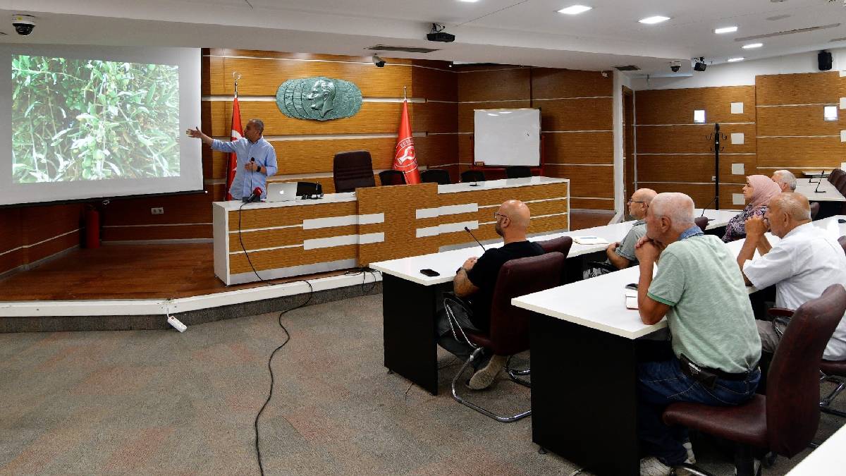 Bornova’da zeytin için bilgiyle büyüme zamanı