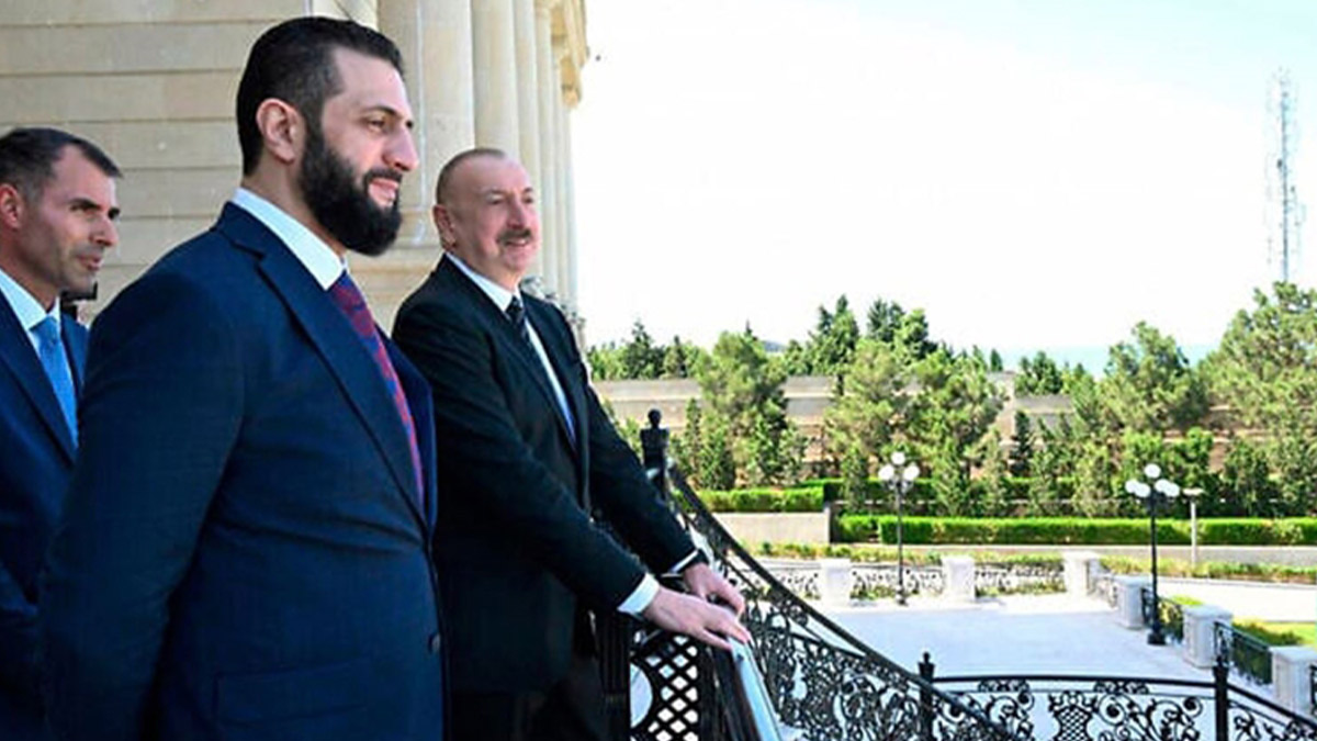 Suriye ve İsrailli yetkililer Bakü'de görüştü