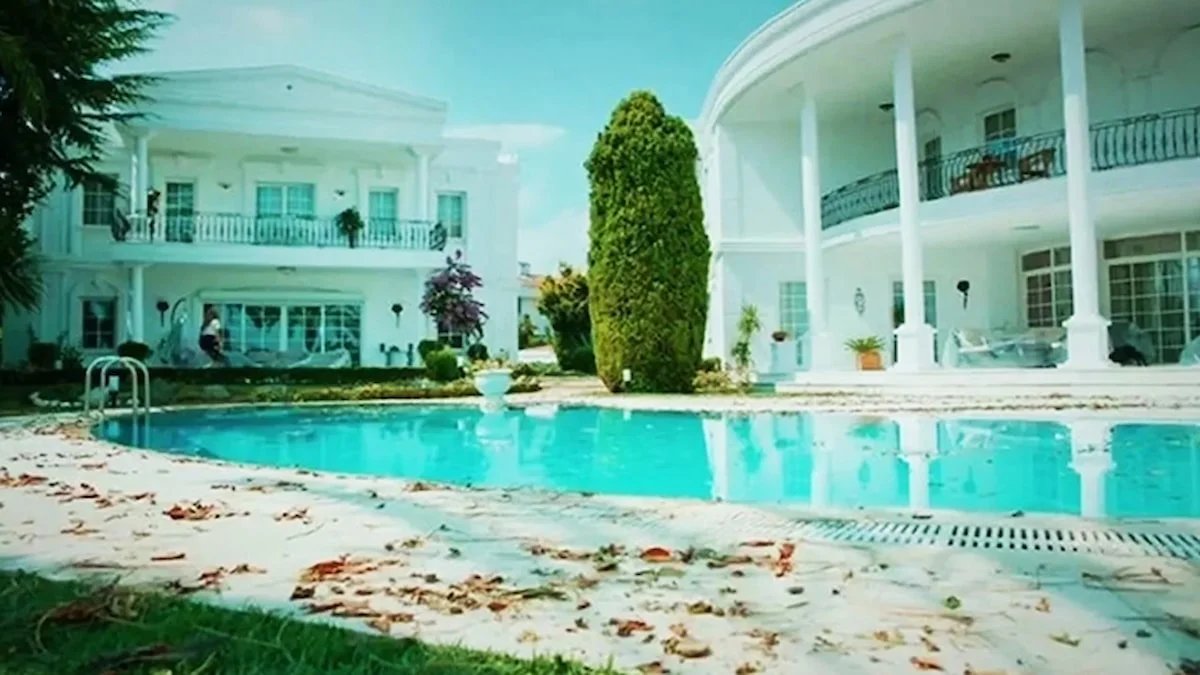 Medcezir’le ünlendi, herkes merak etti! Ünlü villanın fiyatı ağızları açık bıraktı