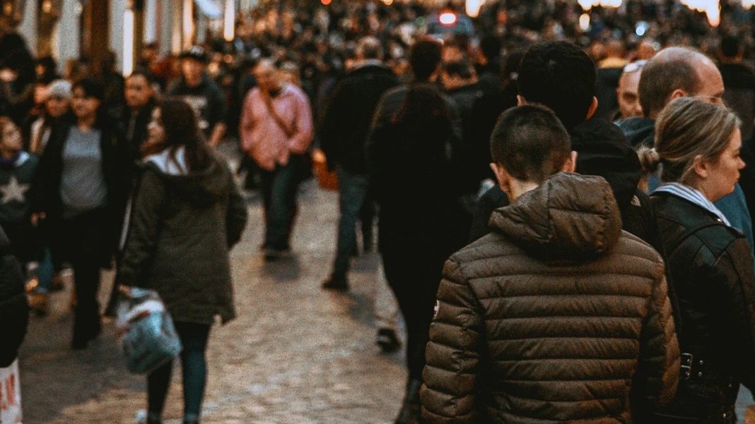 CHP temmuz anketinde ilk sıraya yerleşti: AK Parti yüzde 30,2 ile ikinci sırada kaldı