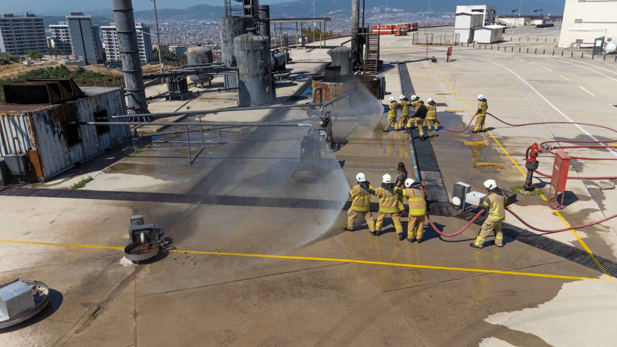 İZSU'nun doğal afet ve acil durum timi hayat kurtaracak