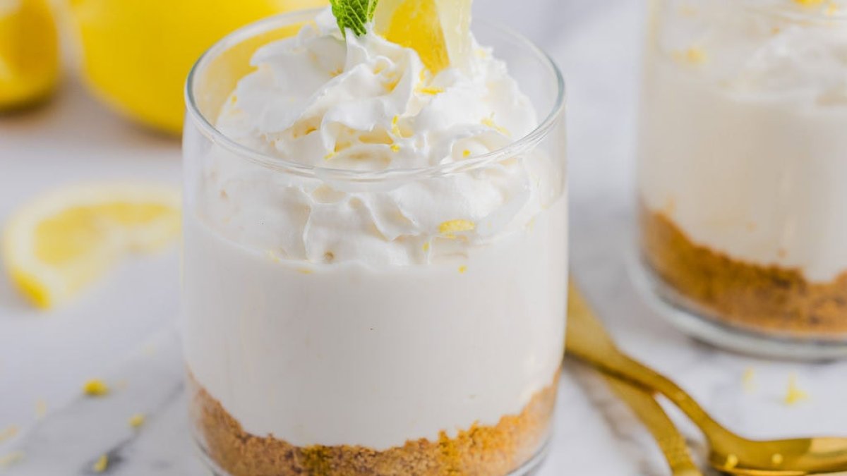 Sıcak havalara serin çözüm: 10 dakikada hazırlanan yaz tatlısı tarifi!