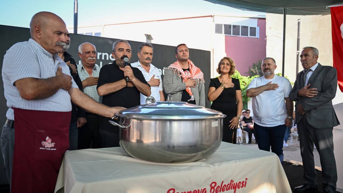 Gökdere’de aşure sofrası birlik ve aşk ile kuruldu