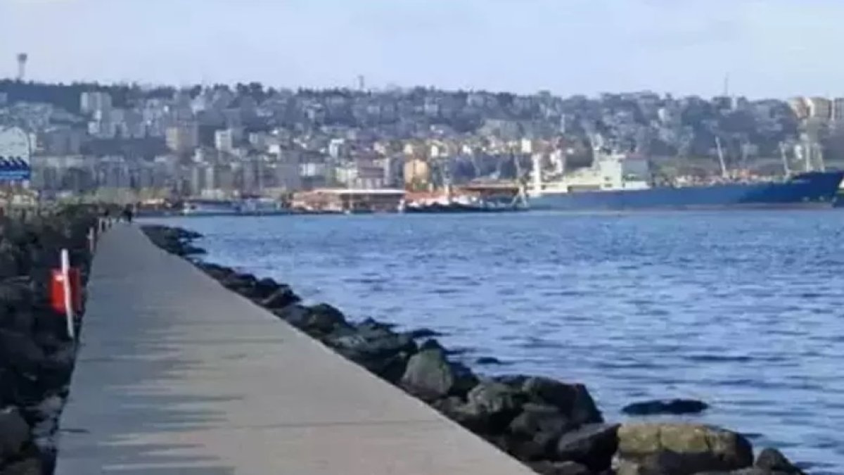 Kartal’da denize giren kişi kayboldu: Arama çalışmaları sürüyor