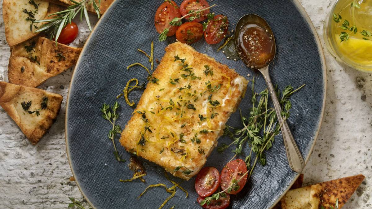 Malzemeleri fırına at, geriye sadece afiyetle yemek kalsın! En pratik fırın tarifi: İşte fırında feta tarifi…