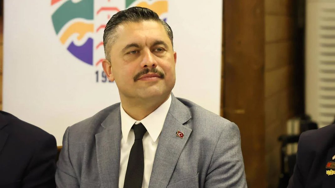 Şile Belediye Başkanı Özgür Kabadayı görevinden uzaklaştırıldı