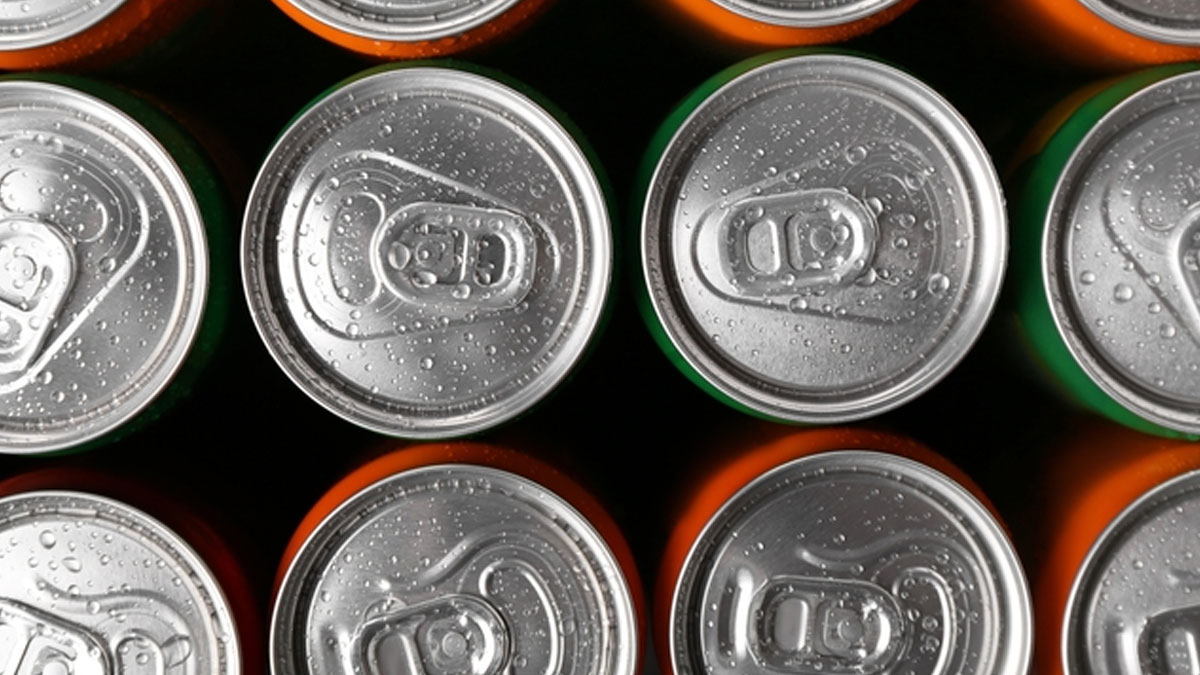 Kalp uzmanından uyarı: Enerji içecekleri tehlike saçıyor