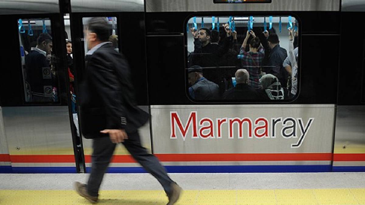 Marmaray’a binecekler dikkat! O hat bugün mecburi güzergah değiştirdi: Bilmeden sakın binmeyin!