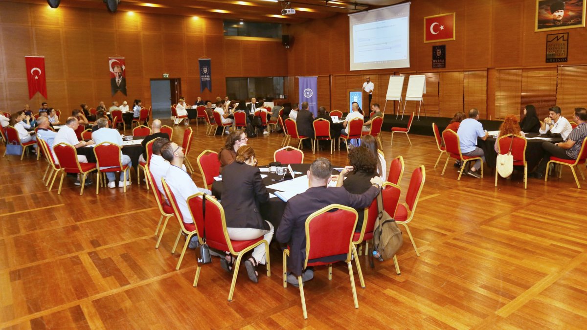 Büyükşehir’den ‘Bursa Kent Mobilyaları Tasarım Çalıştayı’