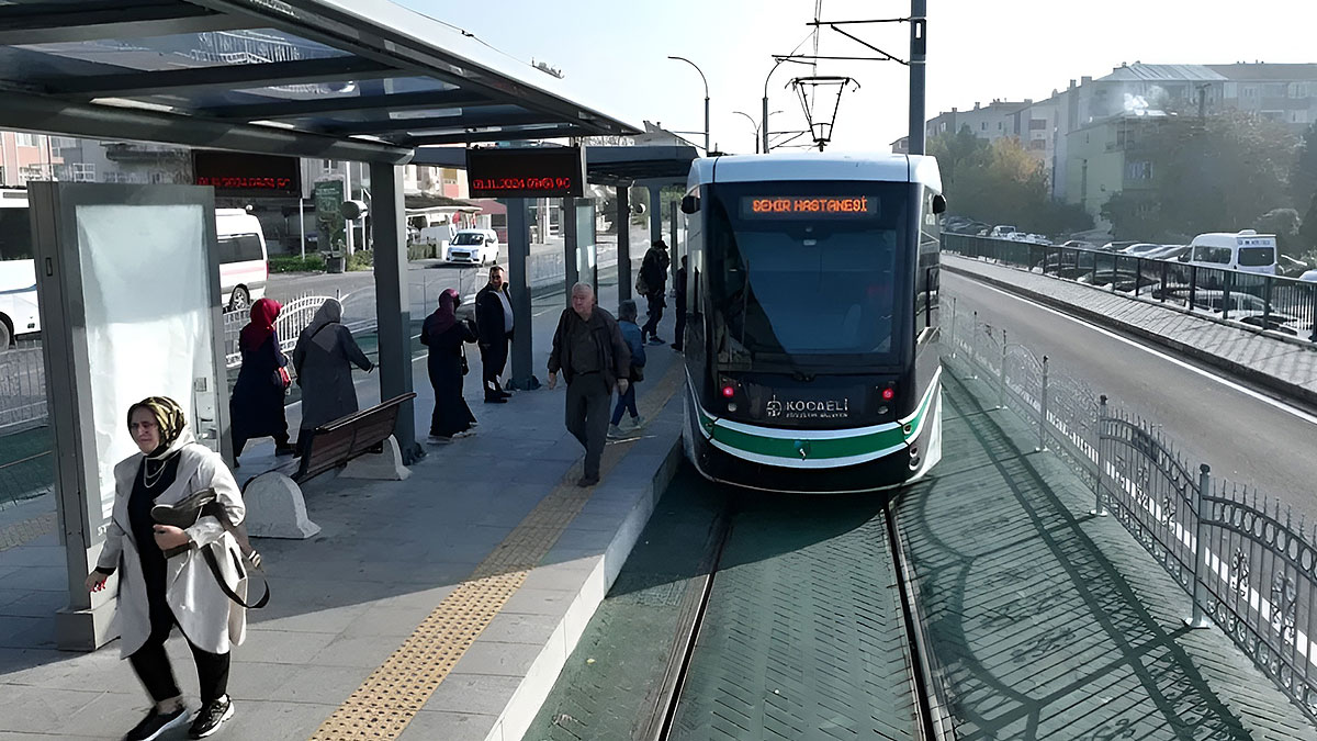 İzmit-Gölcük arası dedikodu hattı değil, raylı sistem hattı geliyor! 21 kilometrelik metro için tarih verildi