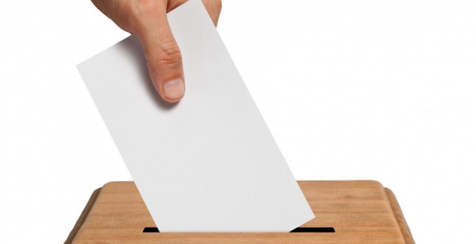 Yunanistan'ın geleceğine 
saatler kaldı