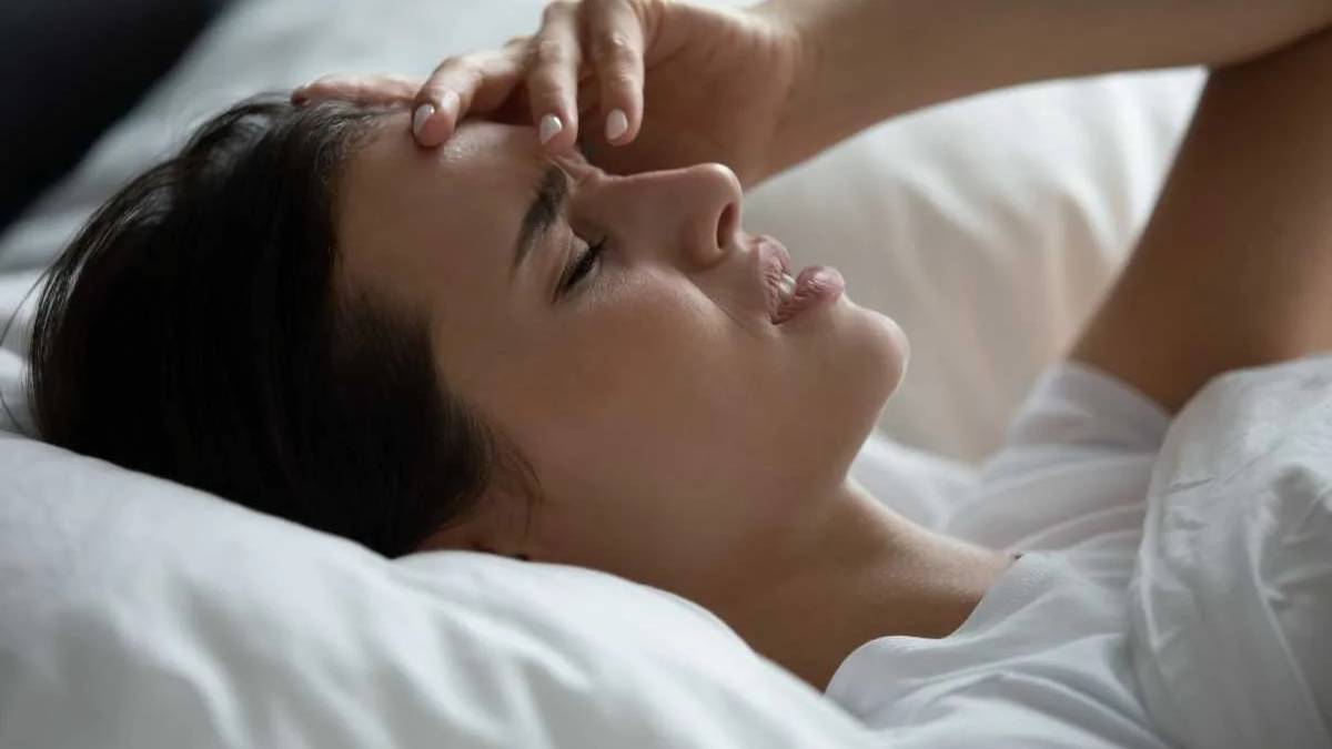 Sıcakta serinletiyor sanıyorsunuz ama zarar veriyor! Yaz aylarında bu içeceklerden uzak durun: Baş ve mide ağrısı kaçınılmaz…