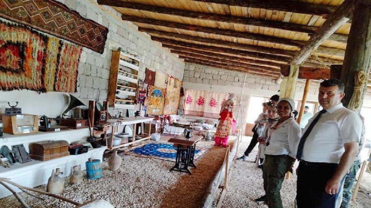 Kendi imkanlarıyla oluşturdu, bir kültürün temsilcisi oldu! Hitit kültürünün en güzel o yaşatıyor