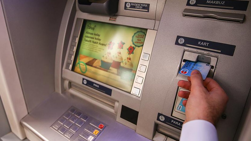 ATM'lerde şifre güvenliği artıyor: 6 ayda bir zorunlu değişiklik
