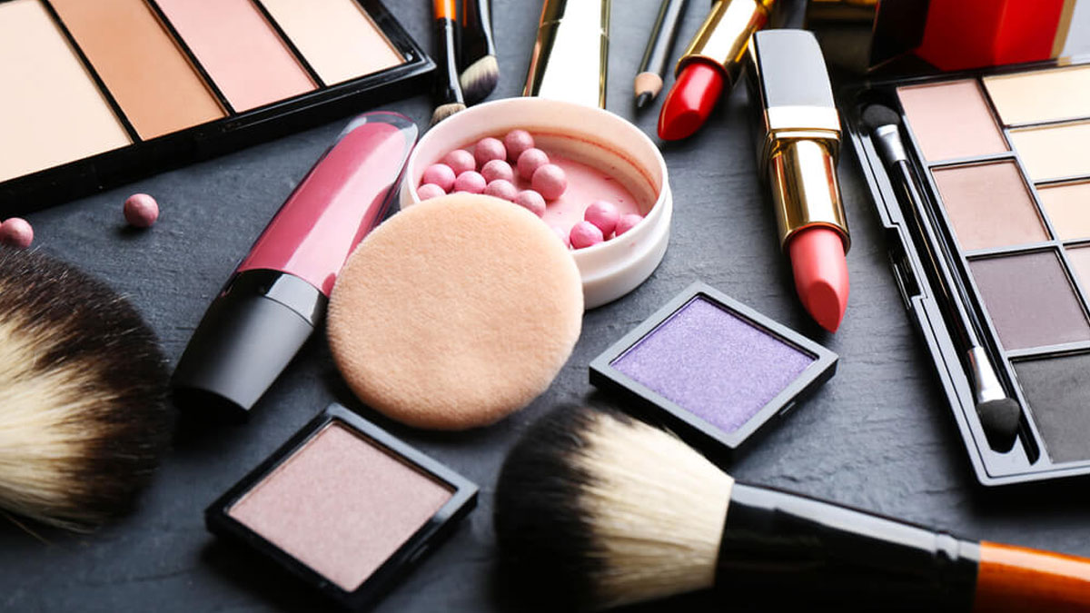 Kozmetik ürünlerinde gizli tehlike: Astım riski yüzde 47 artıyor