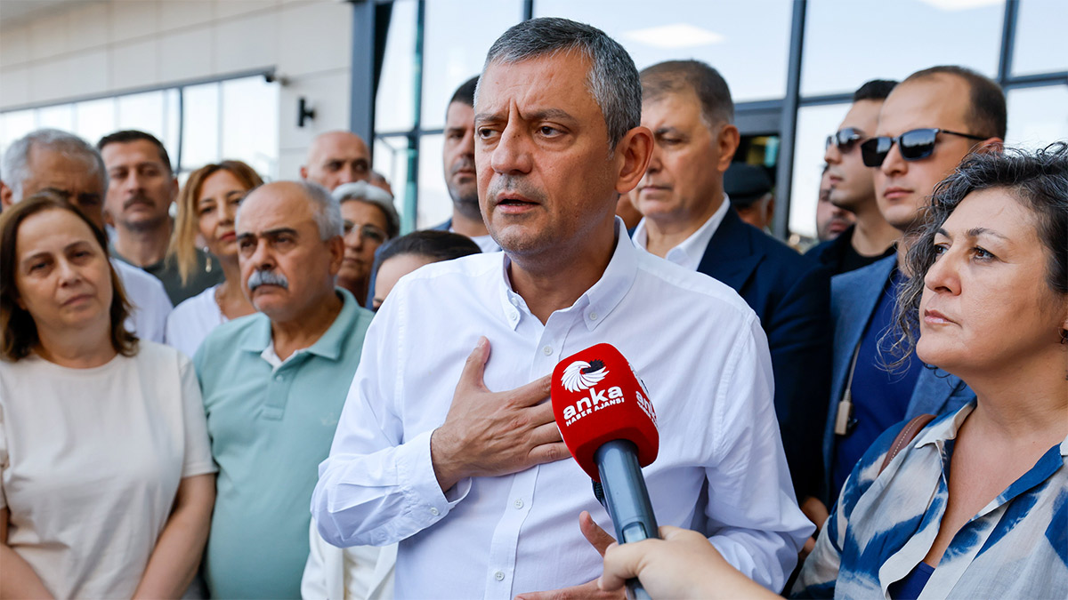 Özgür Özel'den Murat Çalık'ın hastane sevklerine tepki: Bu düşman hukuku, Nazi Almanyası’nda olur