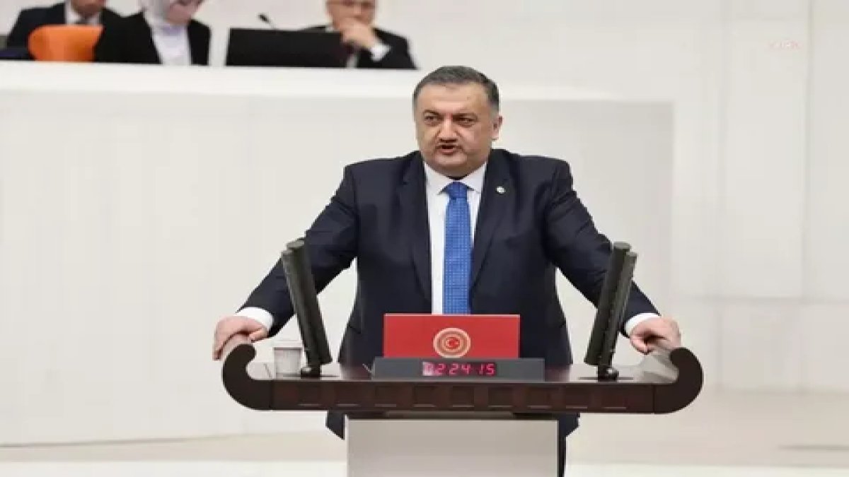 Hasan Karal: Mezhepçilik ve ırkçılık kıskacındaki İslam dünyasından çözüm çıkmaz